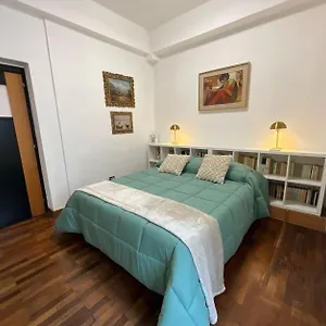 vesuvius-a-toledo.hotels-amalfi.com/